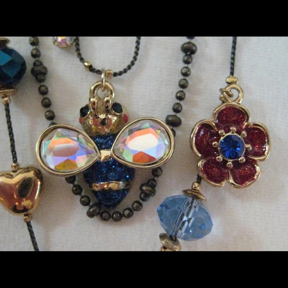 Betsey Johnson Anchor & Bee Necklace Ivy League - Picture 3 of 6